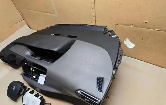 Citroen C4 II Picasso Airbag set with panel 