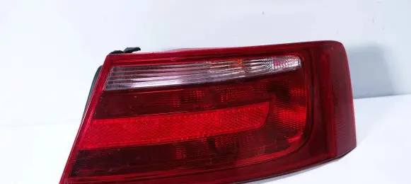 Audi A5 8T 8F Rear/tail lights 8T0945096