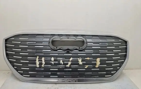 Audi Q4 Sportback e-tron Front grill