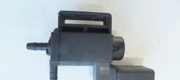 Audi A6 S6 C6 4F Turbo solenoid valve 037906283 06T075