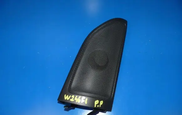 Mercedes-Benz B W246 W242 Front door high frequency speaker