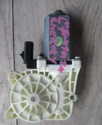 Jeep Cherokee Rear door window regulator motor