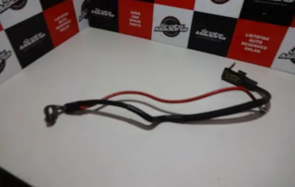 Volkswagen Tiguan Positive cable (battery) 5N0971228