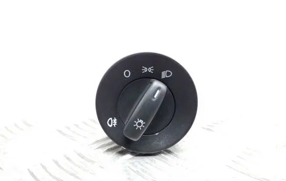 Skoda Octavia Mk2 (1Z) Light switch 1Z0941431B