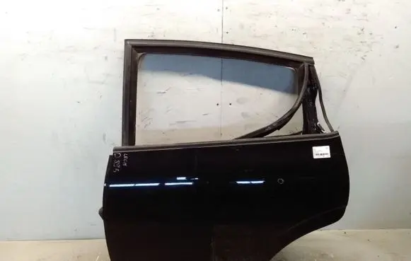 Seat Leon (1P) Rear door