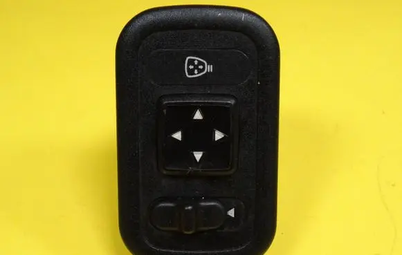 Alfa Romeo 166 Wing mirror switch C063