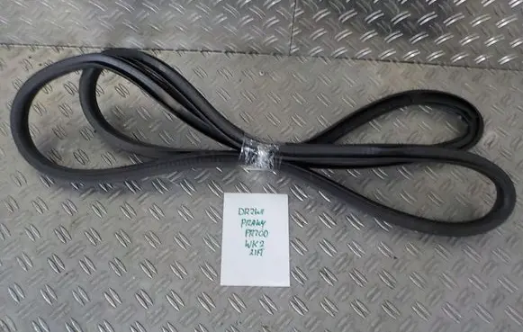 Jeep Grand Cherokee Front door rubber seal