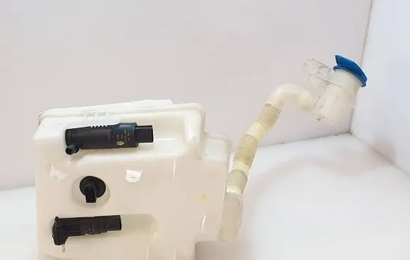 Audi A3 S3 8P Windshield washer fluid reservoir/tank 1K0955453S 1K0955453Q 1K0955453R
