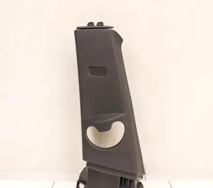 (B) pillar trim (bottom)