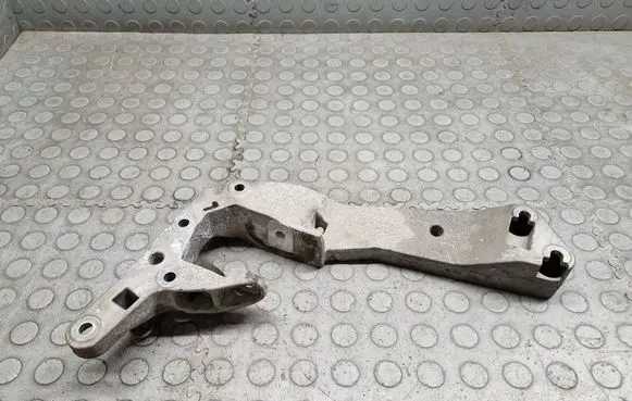 BMW X3 G01 Gearbox mounting bracket 8486998