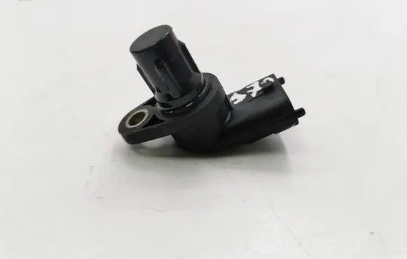 KIA Carens I Camshaft position sensor 3930027400 9670930004 59111