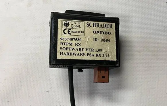 Peugeot 607 Door control unit/module 9637407580 05D00