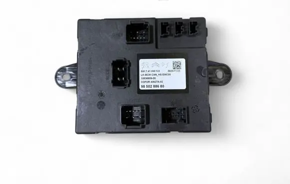 Opel Astra L Central body control module 9850288680