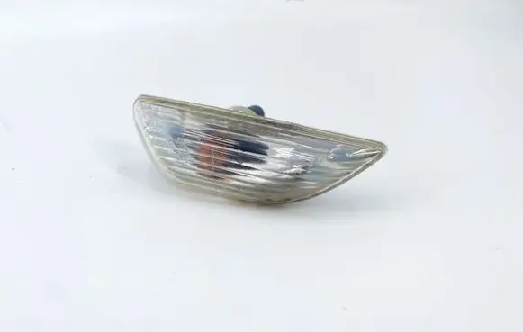 Opel Mokka Front fender indicator light 