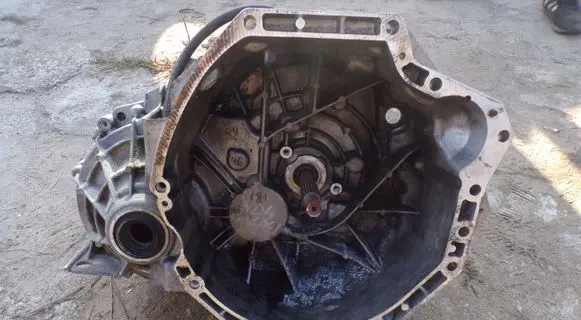 Manual 6 speed gearbox