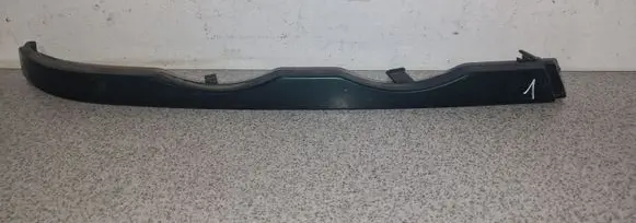 BMW 3 E46 Under headlight/headlamp trim 8208482