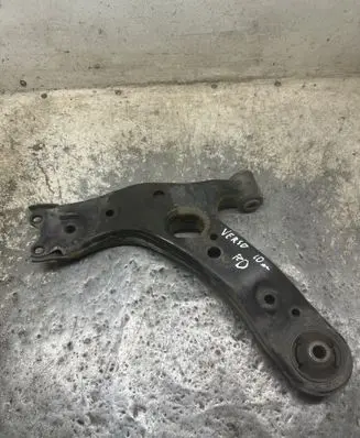 Toyota Verso Front lower control arm/wishbone