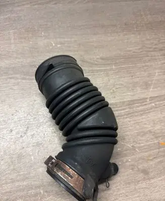 Toyota Auris 150 Turbo air intake inlet pipe/hose 178810R020