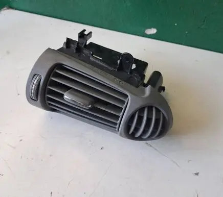 Mercedes-Benz C W203 Dash center air vent grill A2038300554