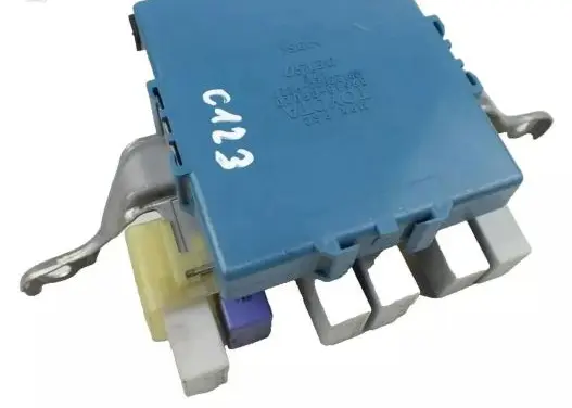 Toyota Corolla E140 E150 Combustion control unit/module 896180F020