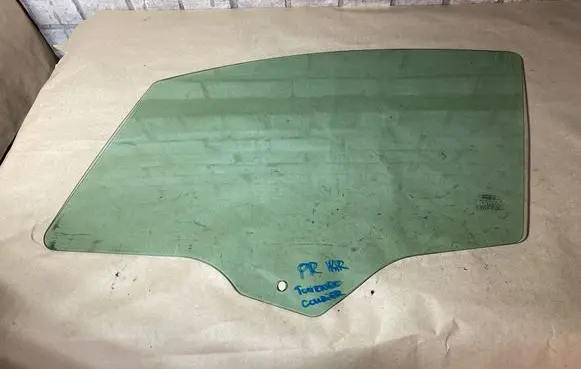 Ford Turneo Courier Front door window glass four-door ET76A21411A DOT511M401AS2 43R00098