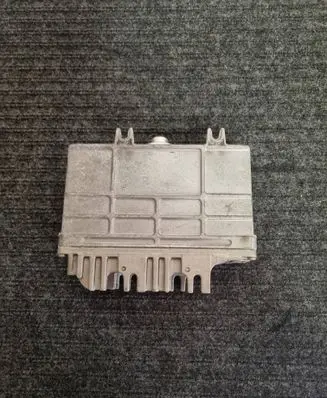 Volkswagen Golf III Engine control unit/module 030906027T 1203613614 26SA4610