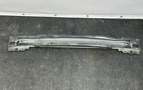 Volvo V60 Front bumper cross member 31349057