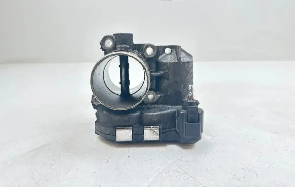 Nissan X-Trail T31 Throttle valve 8200330810 0281002681 8200330812