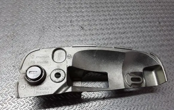 Opel Vivaro Front door coupe exterior handle/bracket 91166252 7700311817