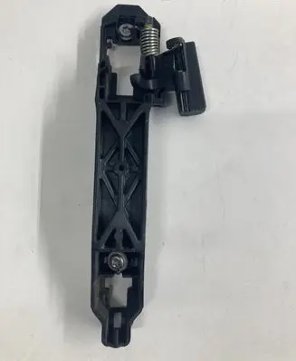 Rear door exterior handle/bracket