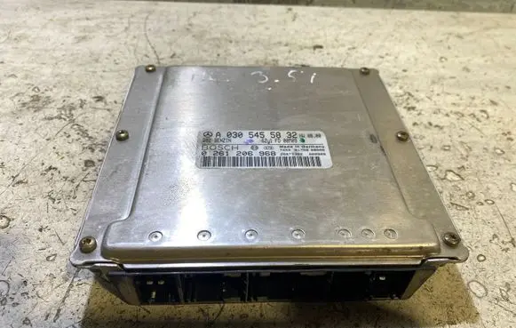 Mercedes-Benz ML W164 Engine control unit/module A0305455832 26RT5322 0261206968