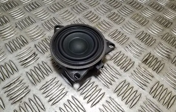 Volvo XC90 Front door speaker 32212428