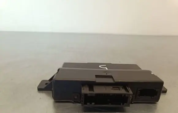 Audi A6 Allroad C7 Gateway control module 4G5907468B 535189869