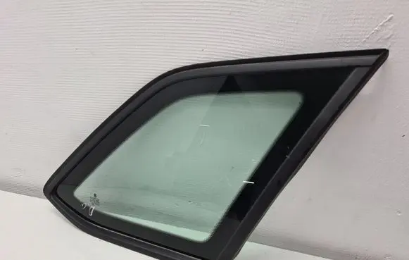 Skoda Fabia Mk3 (NJ) Rear side window 6V9845298
