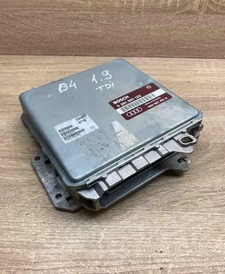 Audi 80 90 S2 B4 Engine control unit/module ECU 8A0907401A 0281001132