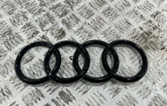 Audi Q8 Manufacturer badge logo/emblem 