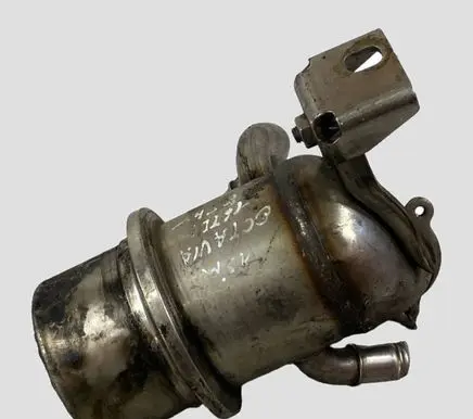 Skoda Octavia Mk3 (5E) EGR valve cooler 04L131512D 444410427