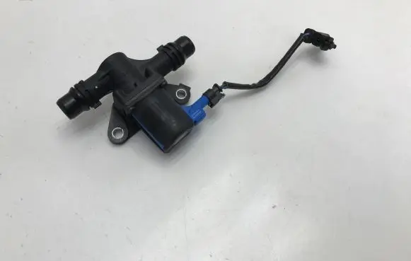 Opel Mokka B Coolant heater control valve 9839741280