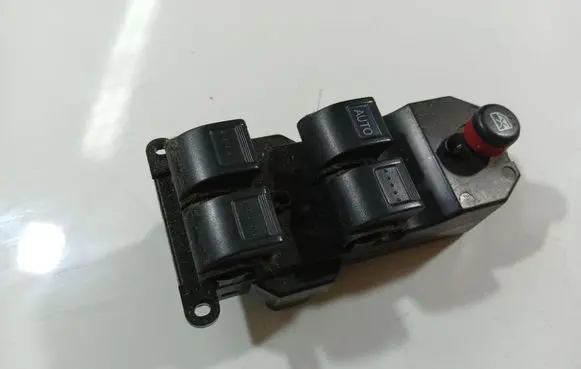 Honda Civic Electric window control switch 35750S6AG110M1