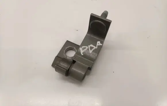 Audi A6 S6 C8 4K Front door lower hinge 