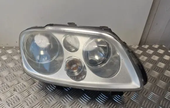 Volkswagen Touran I Headlight/headlamp 1T0941006F
