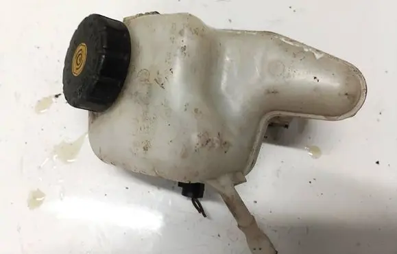Opel Zafira A Brake fluid reservoir 32066735