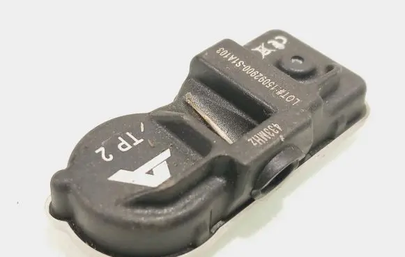 Mercedes-Benz C W204 Tire pressure sensor 15092900s1a103 Tp2