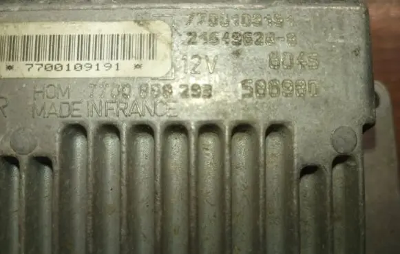 Renault Kangoo I Engine control unit/module 7700109191