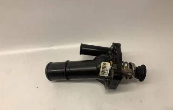 Ford Mustang VI Thermostat housing FR3EBA