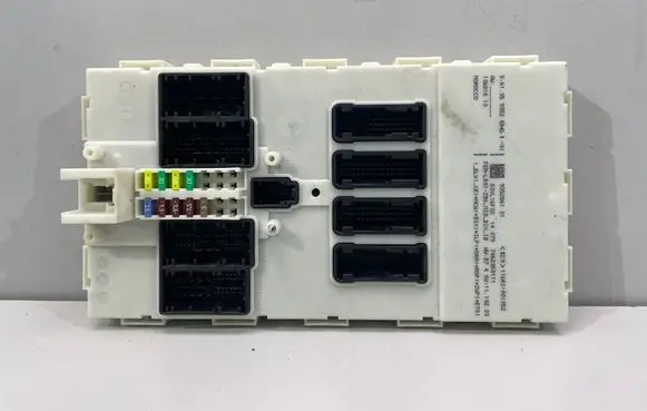 BMW 3 F30 F35 F31 Central body control module 9352861