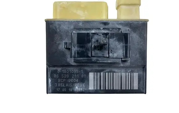 Citroen C3 Coolant fan relay 9652021180