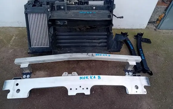 Opel Mokka B Radiator support slam panel