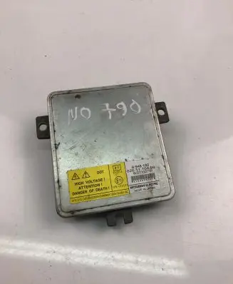 Volvo V40 Xenon control unit/module 6948180