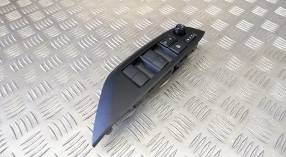 Toyota Yaris XP210 Electric window control switch 840400D030 74231K0070